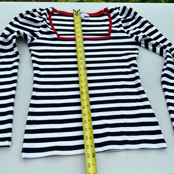 Long sleeve top size M - Picture 3 of 3